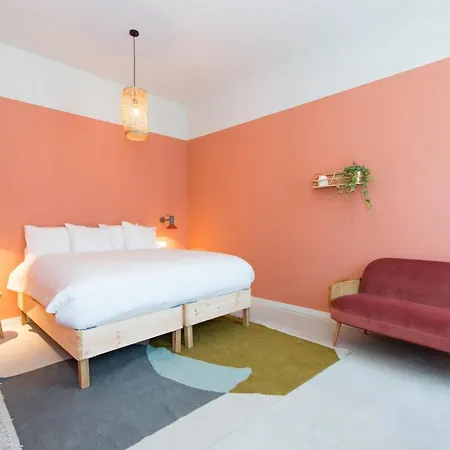 Casa Rosa With Pool In Centre *