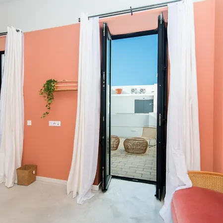 Villa Casa Rosa With Pool In Centre Olhao