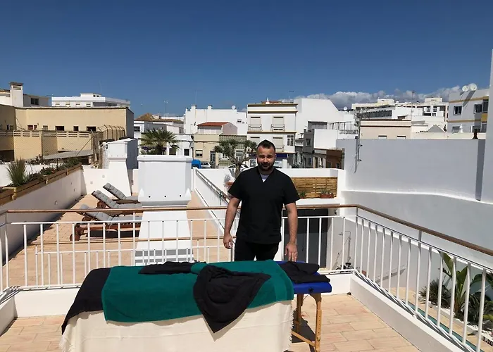 Villa Casa Rosa With Pool In Centre *