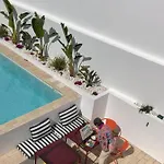 וילה Casa Rosa With Pool In Centre