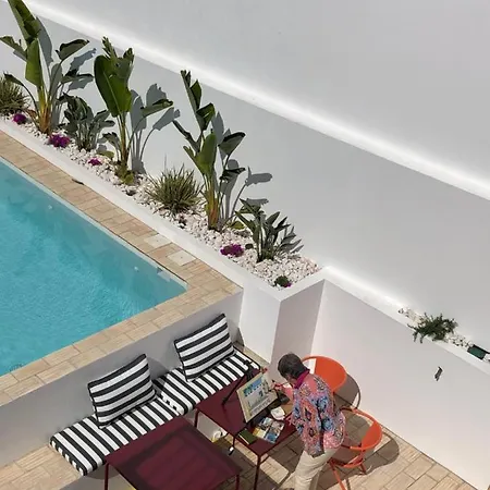 别墅 Casa Rosa With Pool In Centre