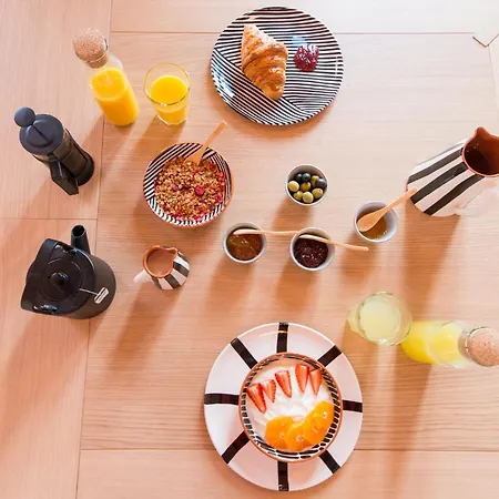 ヴィラ Casa Rosa With Pool In Centre オリョン