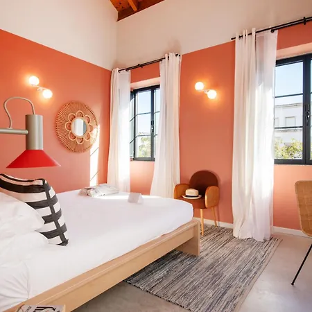 ヴィラ Casa Rosa With Pool In Centre *