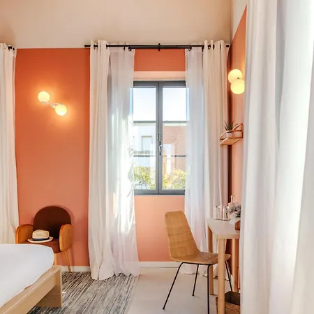 ヴィラ Casa Rosa With Pool In Centre オリョン