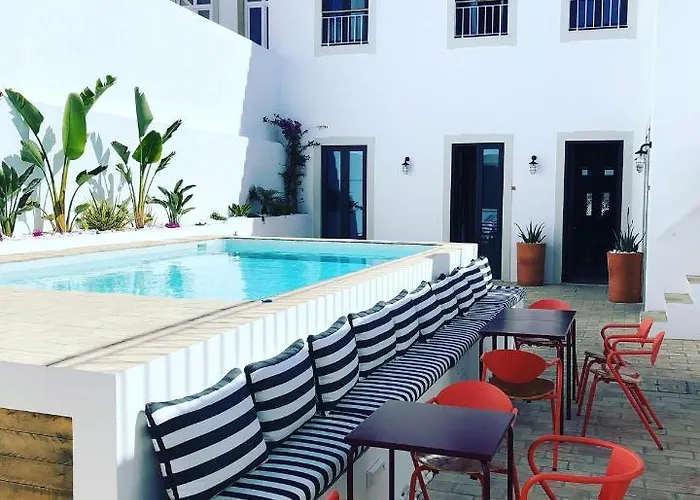 Casa Rosa With Pool In Centre 빌라 오양