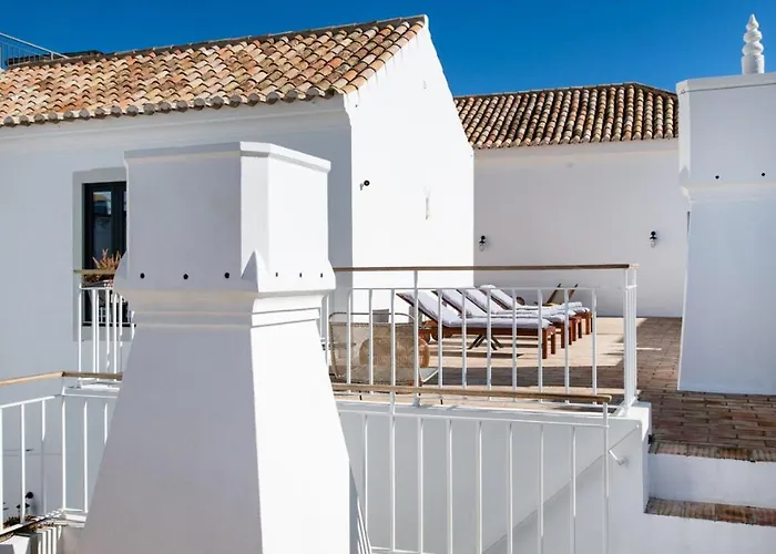 Casa Rosa With Pool In Centre 빌라