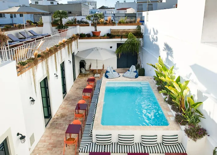 Casa Rosa With Pool In Centre *