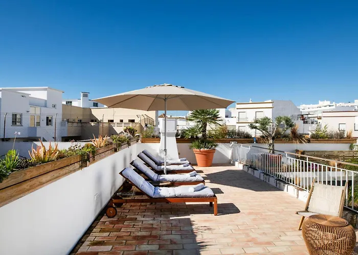 Casa Rosa With Pool In Centre 빌라 *