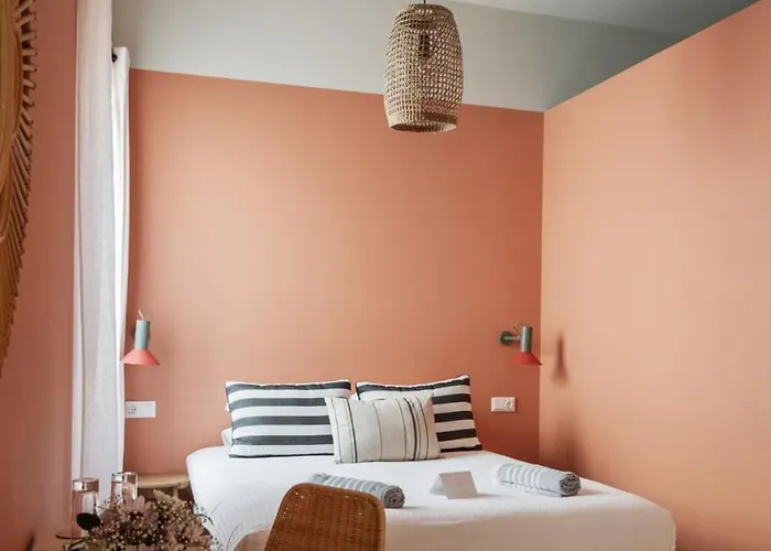 빌라 Casa Rosa With Pool In Centre