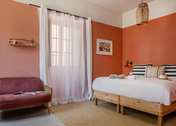 Casa Rosa With Pool In Centre 빌라 *